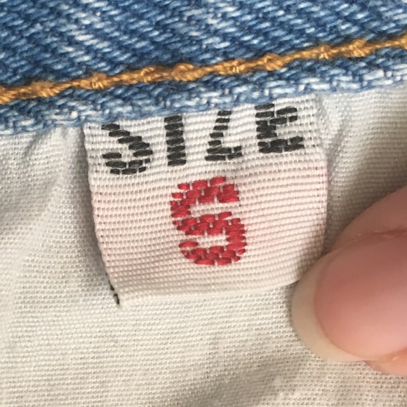 Brandy Melville Distressed Boyfriend Jeans - Picture 6 of 8